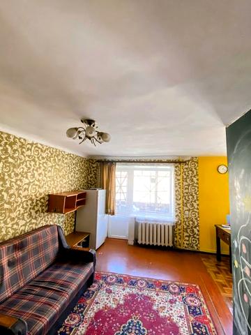 Перспективна вул. (50 років Жовтня), 12