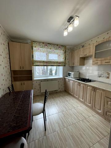 Панаса Мирного вул., 18