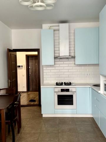 Практична вул., 4