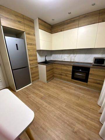 Перлинна вул., 1б