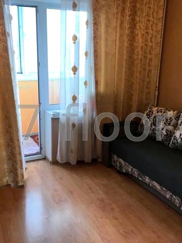 Деміївська вул., 37