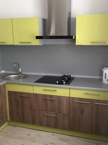 Перемоги вул., 48