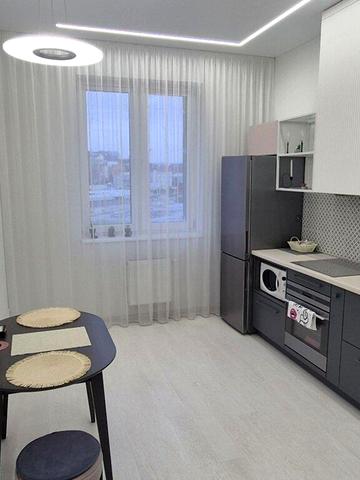 Ботанічна вул., 2