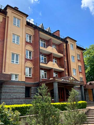 Курортна вул., 19