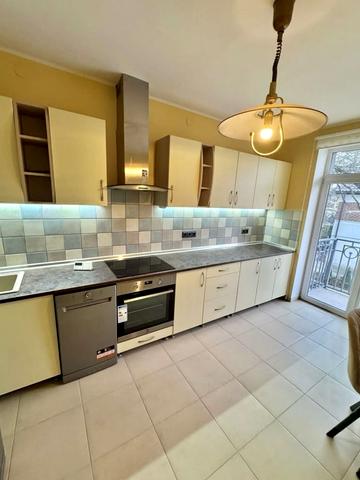 Підградська вул., 1