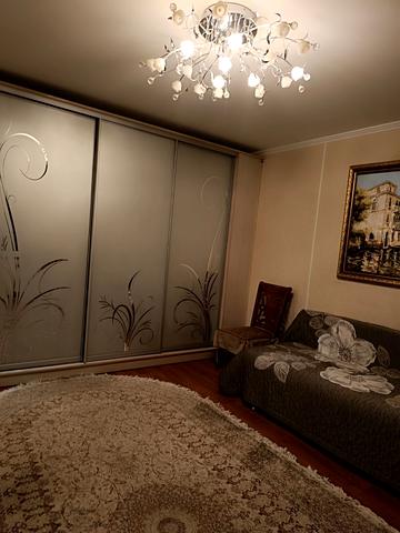 Князя Володимира Великого просп., 102