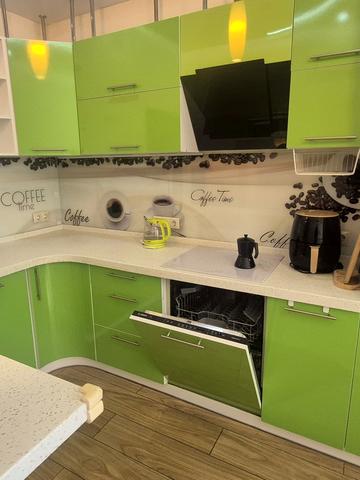 Перлинна вул., 3