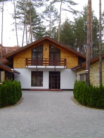 Плютовська вул.