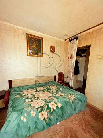 Василя Доманицького вул. (Генерала Потапова), 4