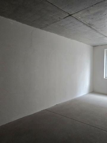 Перлинна вул., 10