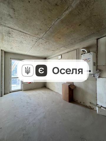 Героїв України вул., 7-Є