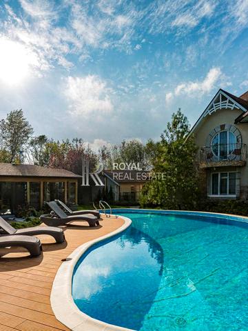 Садова вул., 3