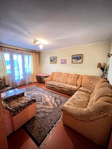 Грушевського вул., 32