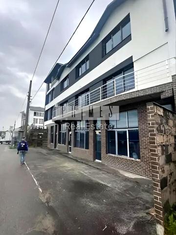 Академіка Палладіна просп., 27