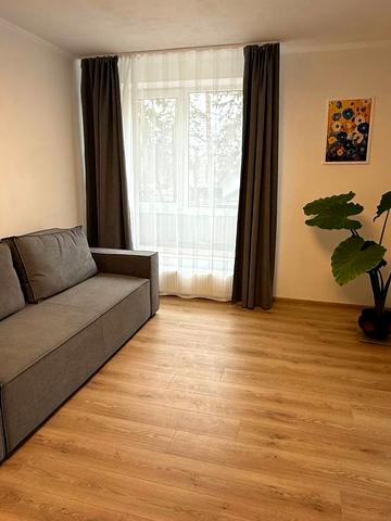 Степана Ленкавського вул., 13-А