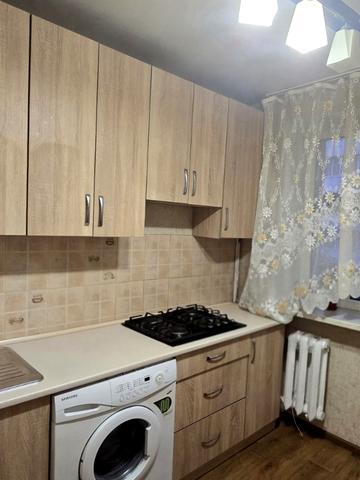 Іцхака Рабіна вул., 57