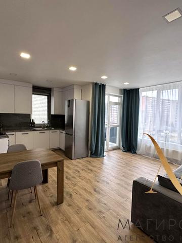 Трускавецька вул., (Будинок 1)