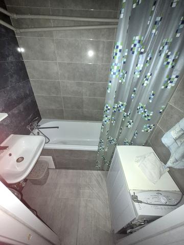 Чорнобильська вул., 12