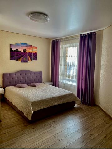 Панаса Мирного вул., 1