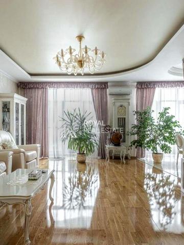 Юрія Іллєнка вул. (Мельникова), 18-Б