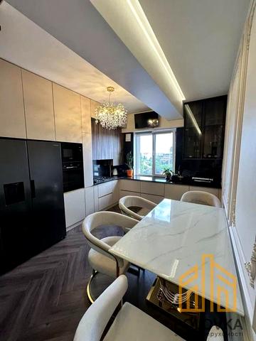 Миколи Бобяка вул., 13-В