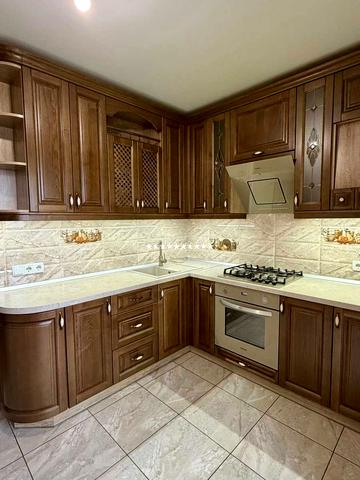 Боровіковського бульв., 5