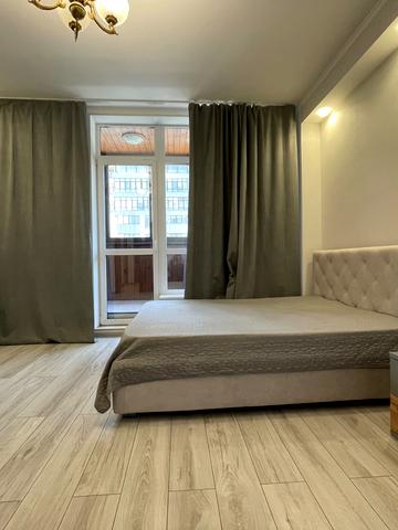 Андрія Верхогляда вул. (Михайла Драгомирова), 5