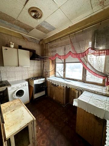 Братиславська вул., 34