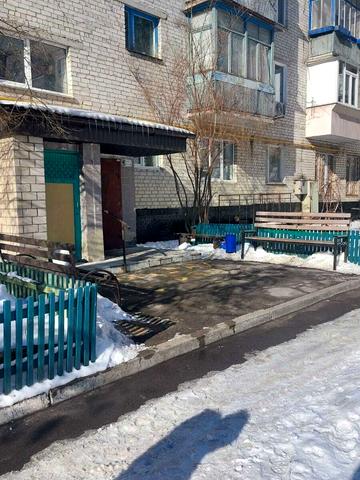 Меблева вул., 10