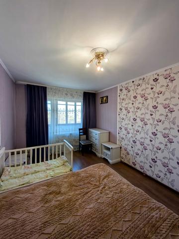 Кулика і Гудачека вул. (Макарова), 8