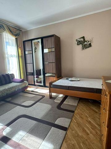 Замарстинівська вул. (), 10