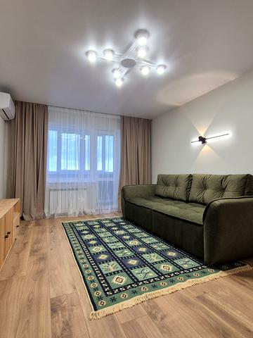 Автозаводська вул., 5