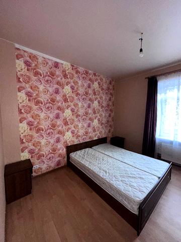 Івана Мазепи просп. (Петровського), 26