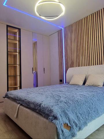 Клубна вул., 12-Б