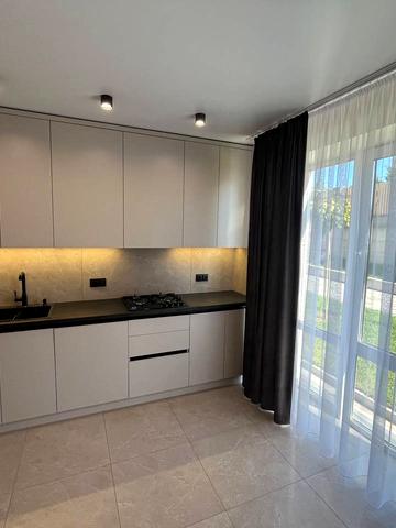 Миколи Боголюбова вул., (Будинок 3)