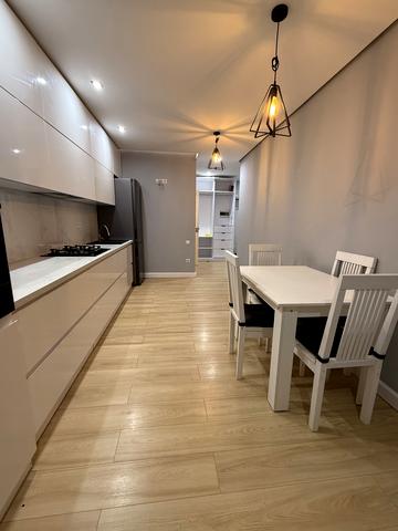 Гетьмана Петра Дорошенка вул., 22б