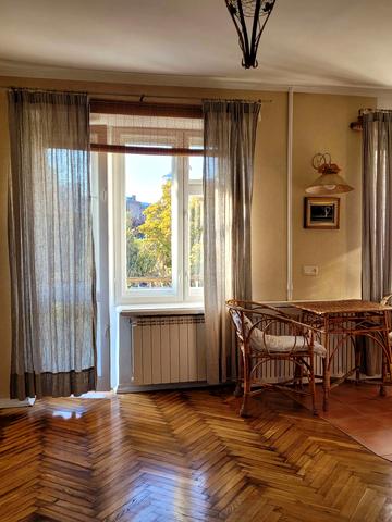 Бастіонна вул., 3/12