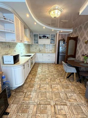 Коломийський пров., 17/31а