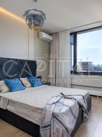 Антоновича вул. (Горького), 44