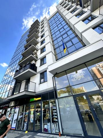 Гетьмана Івана Мазепи вул. (Топольна), 2б