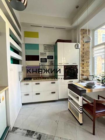 Саксаганського вул., 125