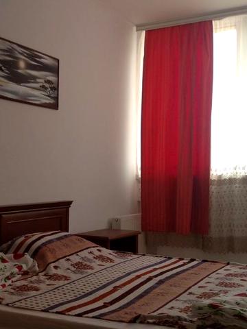 Ярослава Гашека бульв., 20