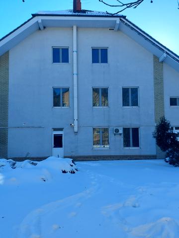 Смоленська, 85