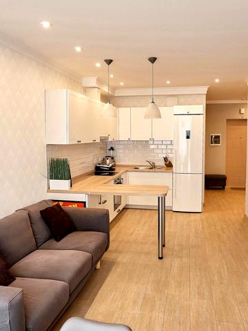 Анатолія Петрицького вул., 15-А