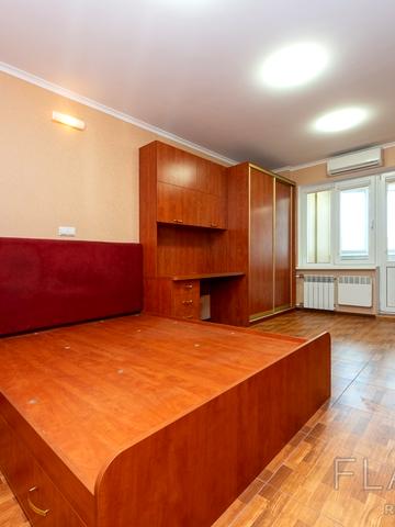 Академіка Палладіна просп., 13