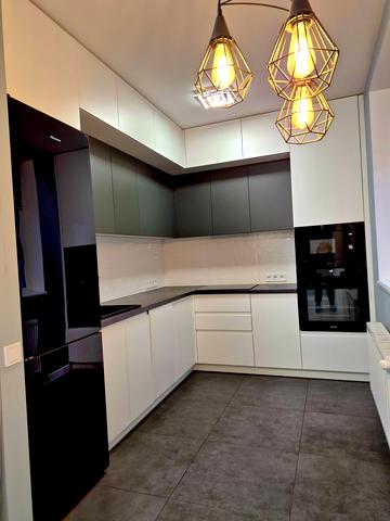 Льва Ландау просп. (50-річчя СРСР), 52-А