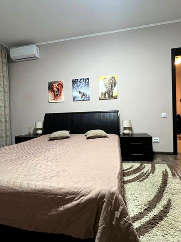 Урлівська вул., 30