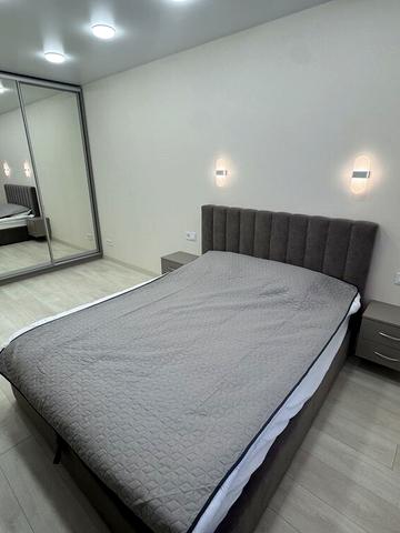 Євгена Чикаленка вул., 43