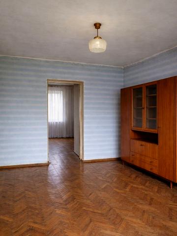 Івана Їжакевича вул., 14