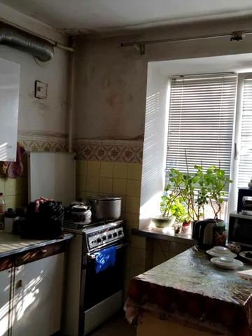 Арсенія Тарковського вул. (Володарського), 60